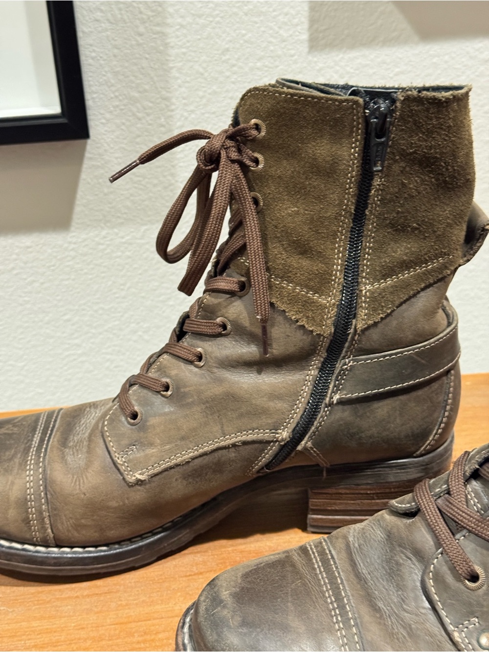 Taos Crave Leather & Suede Combat Boots Zip Side Womens EU41 - Picture 6 of 9